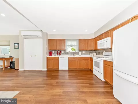 Kitchen - 5816 Box Elder Ct, Frederick, MD 21703 photo 1 of 3