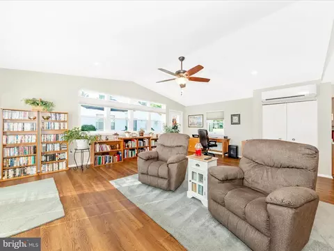 Living - 5816 Box Elder Ct, Frederick, MD 21703 photo 7 of 9