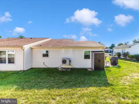 Exterior - 5816 Box Elder Ct, Frederick, MD 21703 photo 3 of 11