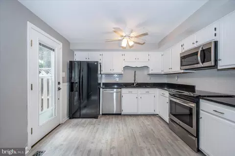 Kitchen - 8210 Red Wing Ct, Frederick, MD 21701 photo 2 of 4