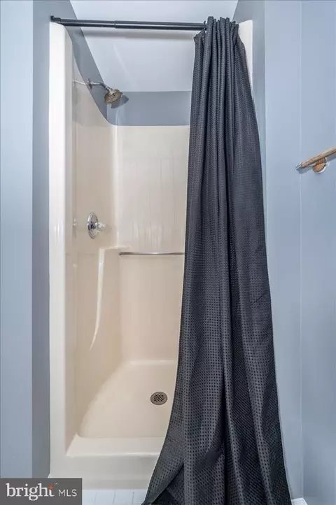 Bath - 8210 Red Wing Ct, Frederick, MD 21701 photo 3 of 4