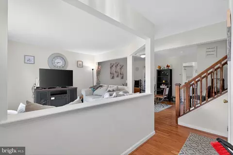 Entry Way - 2421 Dunmore Ct, Frederick, MD 21702 photo 1 of 1