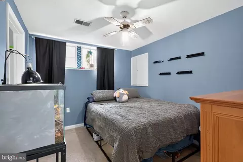 Bedroom - 2421 Dunmore Ct, Frederick, MD 21702 photo 3 of 4