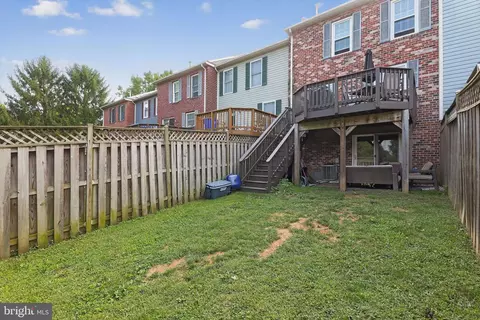 Exterior - 2421 Dunmore Ct, Frederick, MD 21702 photo 2 of 2