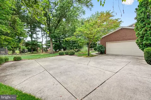 Exterior - 8000 Glendale Ct, Frederick, MD 21702 photo 21 of 48