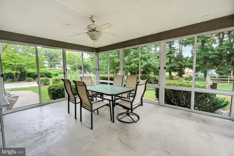 Exterior - 8000 Glendale Ct, Frederick, MD 21702 photo 3 of 48