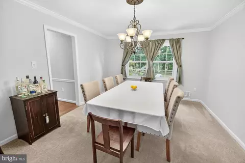 Entry Way - 8000 Glendale Ct, Frederick, MD 21702 photo 4 of 7
