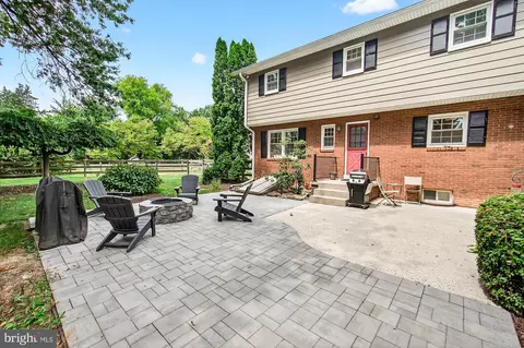 Exterior - 8000 Glendale Ct, Frederick, MD 21702 photo 6 of 48