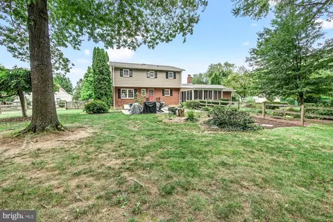 Exterior - 8000 Glendale Ct, Frederick, MD 21702 photo 14 of 48