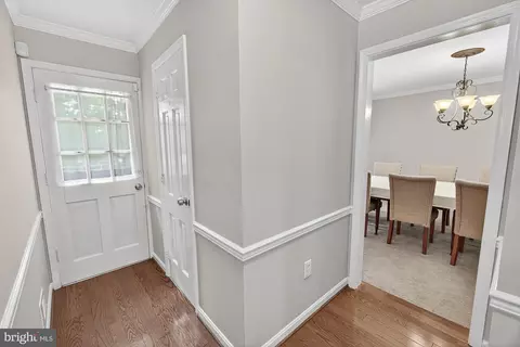 Entry Way - 8000 Glendale Ct, Frederick, MD 21702 photo 2 of 7