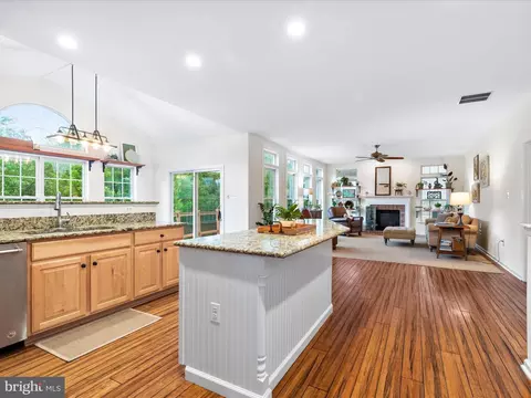 Kitchen - 102 N Pointe Ter, Middletown, MD 21769 photo 1 of 5