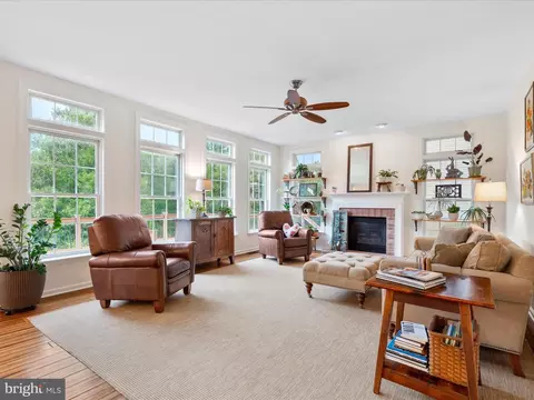Living - 102 N Pointe Ter, Middletown, MD 21769 photo 1 of 10