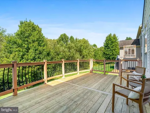 Exterior - 102 N Pointe Ter, Middletown, MD 21769 photo 2 of 11