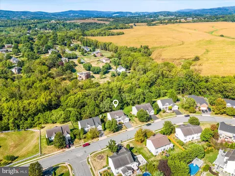 View/Area - 102 N Pointe Ter, Middletown, MD 21769 photo 4 of 7