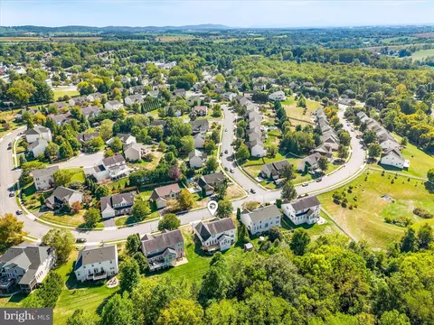 View/Area - 102 N Pointe Ter, Middletown, MD 21769 photo 7 of 7
