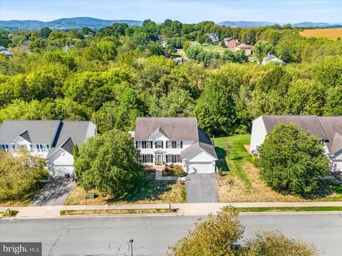 View/Area - 102 N Pointe Ter, Middletown, MD 21769 photo 1 of 7