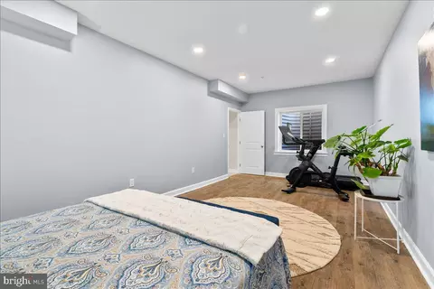 Bedroom - 5613 Pine Bluff Ct, Frederick, MD 21704 photo 11 of 11