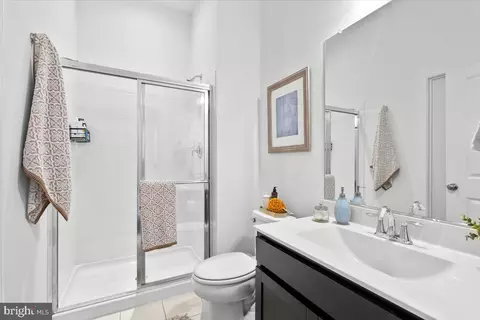 Entry Way - 5613 Pine Bluff Ct, Frederick, MD 21704 photo 15 of 20