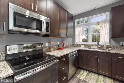 Kitchen - 9 9th Ave, Brunswick, MD 21716 photo 1 of 1