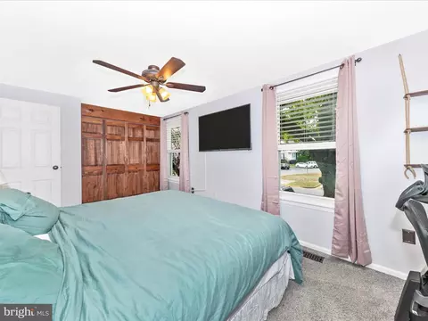 Bedroom - 520 Riggs Ct, Frederick, MD 21703 photo 5 of 12