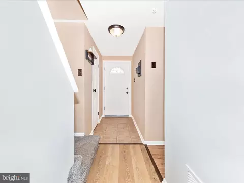 Entry Way - 520 Riggs Ct, Frederick, MD 21703 photo 1 of 2