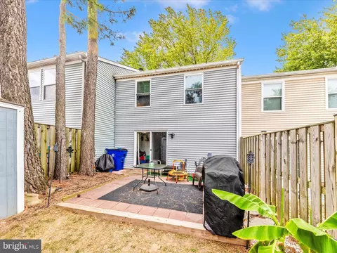 Exterior - 520 Riggs Ct, Frederick, MD 21703 photo 4 of 12