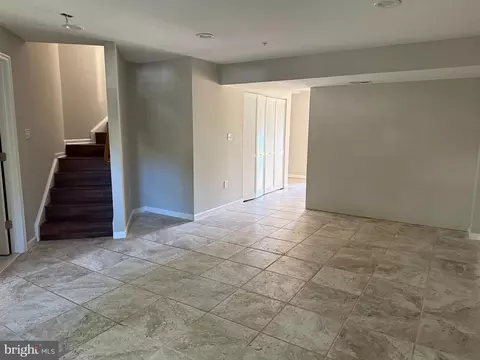 Living - 2029 Spring Run Cir, Frederick, MD 21702 photo 3 of 3