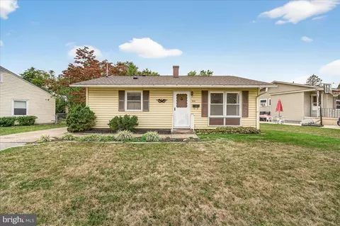 444 Carrollton Dr, Frederick, MD 21701