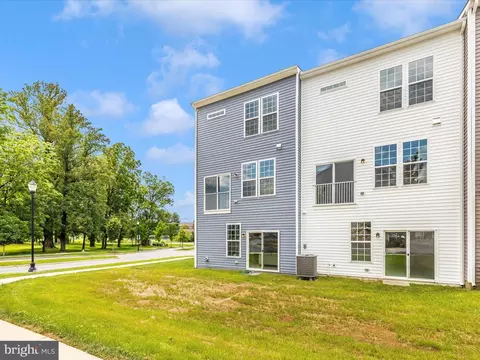 Exterior - 100 Spring Bank Way, Frederick, MD 21701 photo 8 of 8