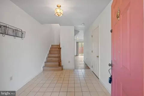 Entry Way - 6591 Ewald Ct, Frederick, MD 21703 photo 1 of 2