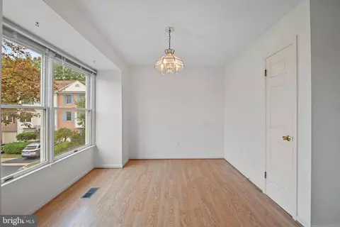 Living - 6591 Ewald Ct, Frederick, MD 21703 photo 5 of 9