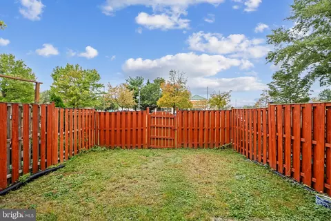 Exterior - 6591 Ewald Ct, Frederick, MD 21703 photo 4 of 6
