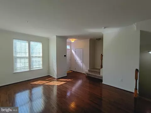 Entry Way - 5925 Shepherd Ln, Frederick, MD 21704 photo 2 of 5