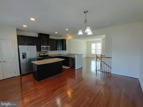 Entry Way - 5925 Shepherd Ln, Frederick, MD 21704 photo 1 of 5