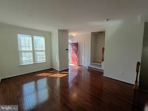 Living - 5925 Shepherd Ln, Frederick, MD 21704 photo 3 of 6