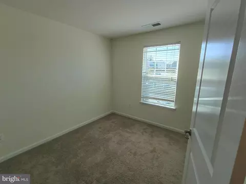Bedroom - 5925 Shepherd Ln, Frederick, MD 21704 photo 2 of 3