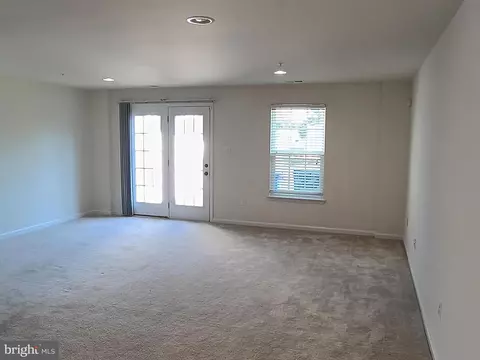 Living - 5925 Shepherd Ln, Frederick, MD 21704 photo 5 of 6