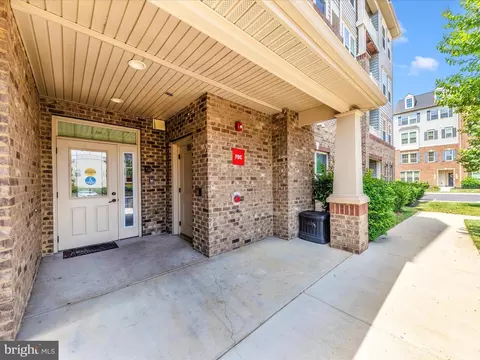 6501 Walcott Ln #202, Frederick, MD 21703
