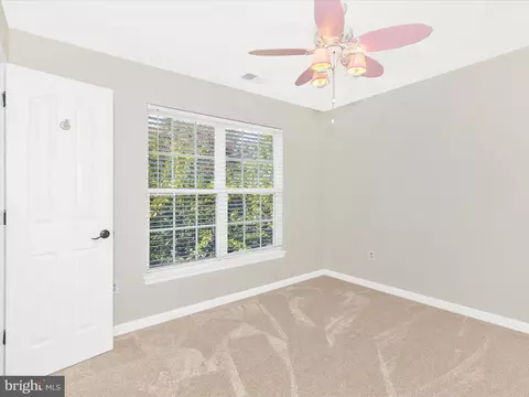 Bedroom - 1713 Dearbought Dr, Frederick, MD 21701 photo 4 of 4