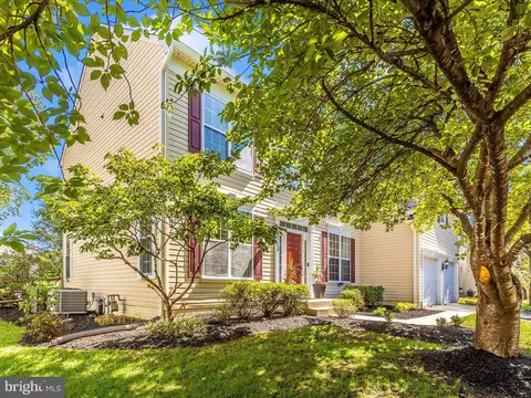 Exterior - 1713 Dearbought Dr, Frederick, MD 21701 photo 12 of 19