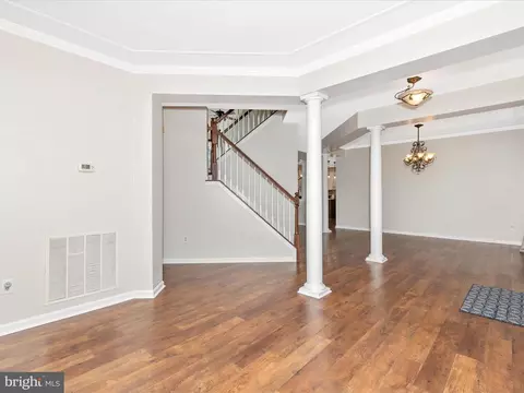 Living - 1713 Dearbought Dr, Frederick, MD 21701 photo 2 of 10