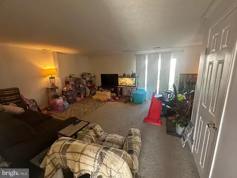 525 Beebe Ct, Frederick, MD 21703 photo 5