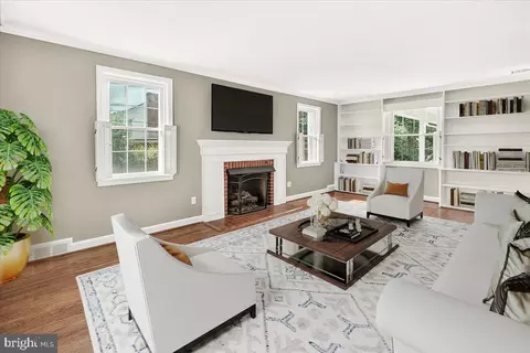 Living - 601 Culler Ave, Frederick, MD 21701 photo 9 of 12