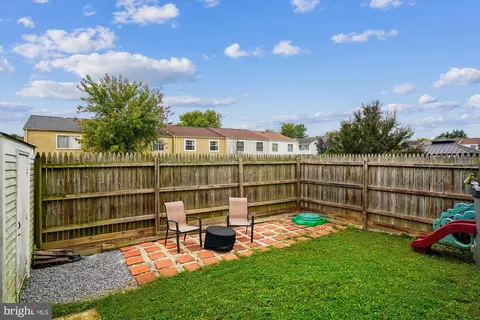 Exterior - 6726 Fallow Hill Ct, Frederick, MD 21703 photo 2 of 7