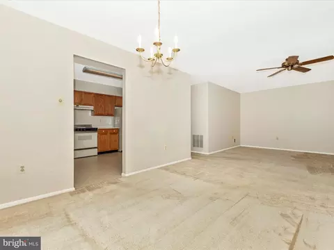 Living - 5681 Crabapple Dr, Frederick, MD 21703 photo 10 of 11
