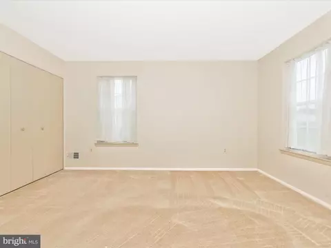 Bedroom - 5681 Crabapple Dr, Frederick, MD 21703 photo 4 of 8