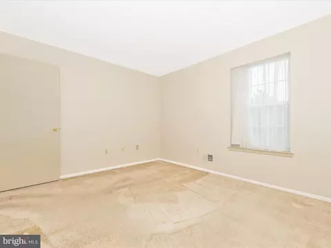 Bedroom - 5681 Crabapple Dr, Frederick, MD 21703 photo 7 of 8