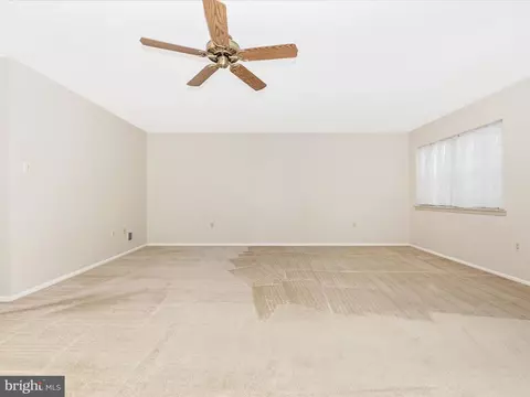 Living - 5681 Crabapple Dr, Frederick, MD 21703 photo 4 of 11