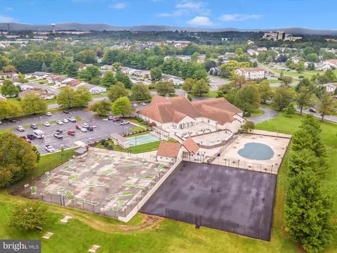 View/Area - 5681 Crabapple Dr, Frederick, MD 21703 photo 4 of 5