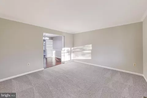 1009 Cheryls Ct, Frederick, MD 21703 photo 5